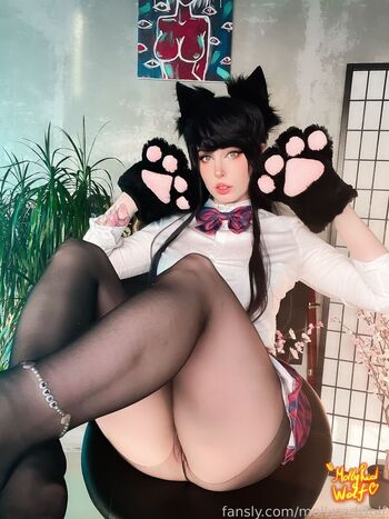 MollyRedWolf
