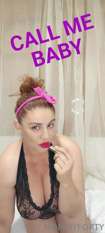 mommyforty Leaked Nude OnlyFans (Photo 1)