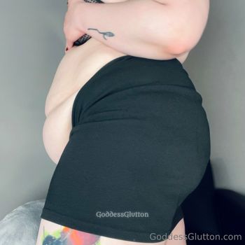 mommyglutton Leaked Nude OnlyFans (Photo 7)
