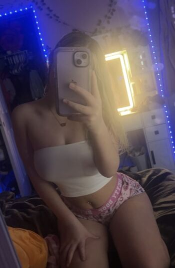 mommyhadly Leaked Nude OnlyFans (Photo 22)