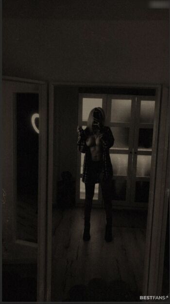MonaRockt Leaked Nude OnlyFans (Photo 13)