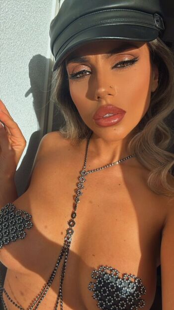 monshari Leaked Nude OnlyFans (Photo 7)