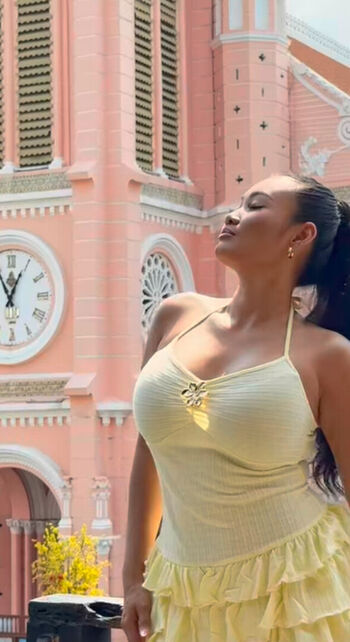 Mooi Van Darya Leaked Nude OnlyFans (Photo 6)