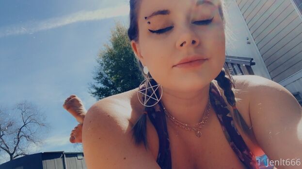 moon_momma