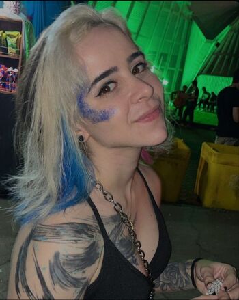 moonkase Leaked Nude OnlyFans (Photo 6)