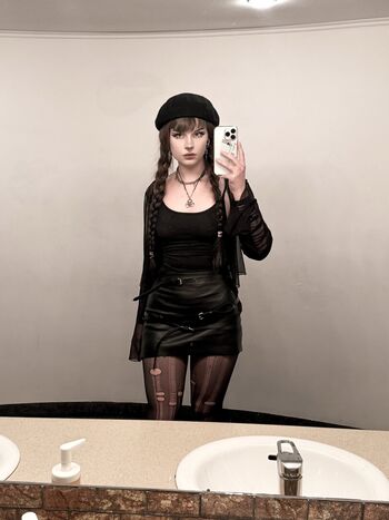 Mooxa Leaked Nude OnlyFans (Photo 18)