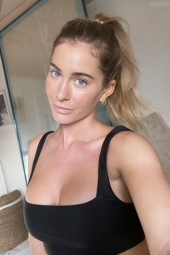 Mrs.Bella