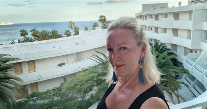 Mrs S Stockings Leaked Nude OnlyFans (Photo 133)