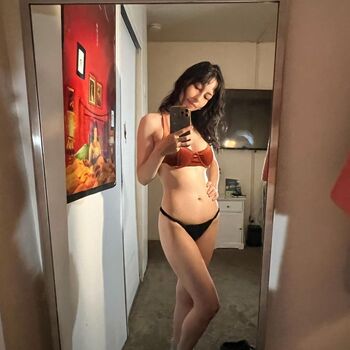 Muhlizza Leaked Nude OnlyFans (Photo 12)