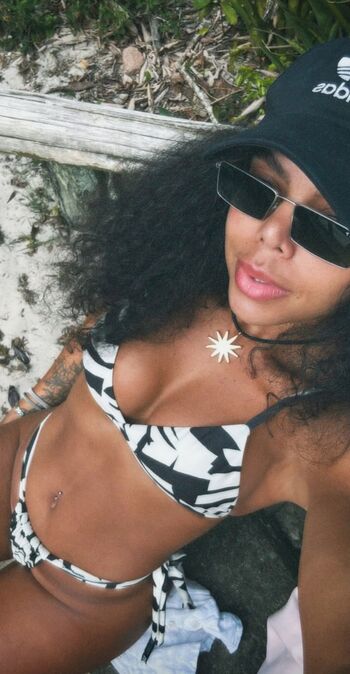 Mulheres Do Espirito Santo Leaked Nude OnlyFans (Photo 1)