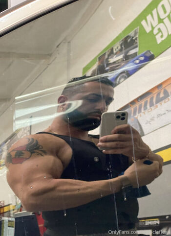 muscleflexx Leaked Nude OnlyFans (Photo 2)