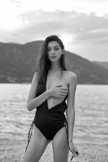 Myriem Boukadida Leaked Nude OnlyFans (Photo 7)