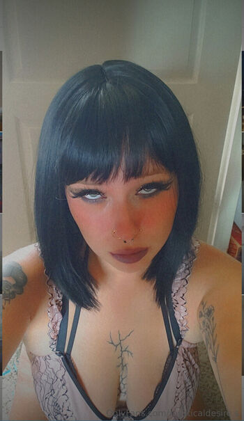 mysticaldesire.s Leaked Nude OnlyFans (Photo 33)