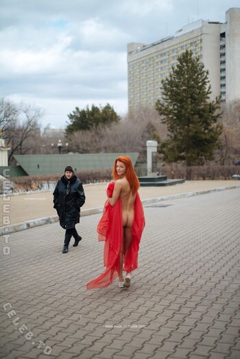 Nackt In Russland