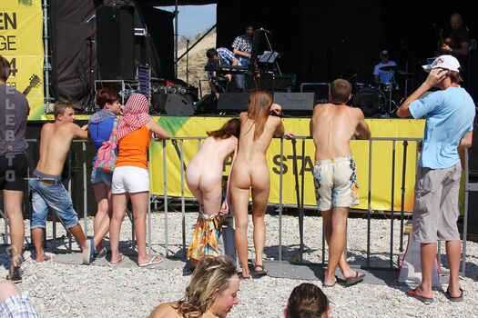 Nackt In Russland