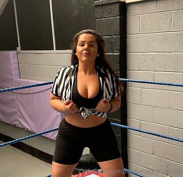 Nadia Sapphire