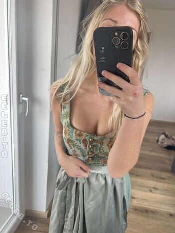 Nadine Freund
