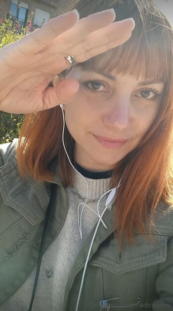 Nadira ASMR