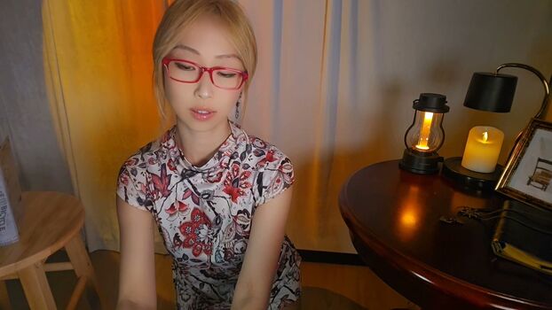 Nalbi ASMR Leaked Nude OnlyFans (Photo 2)