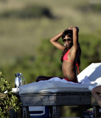 Naomi Campbell Leaked Nude OnlyFans (Photo 49)