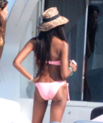 Naomi Campbell Leaked Nude OnlyFans (Photo 183)