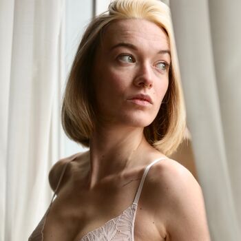 Naomisage Leaked Nude OnlyFans (Photo 2)