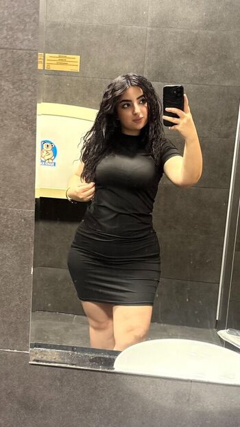 Nargiz Leaked Nude OnlyFans (Photo 5)