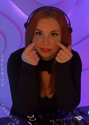 narilah.twitch Leaked Nude OnlyFans (Photo 7)