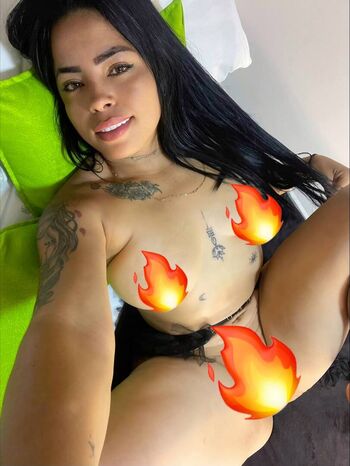 Nasly Solanyi Leaked Nude OnlyFans (Photo 51)