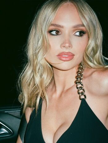 Natalie Alyn Lind