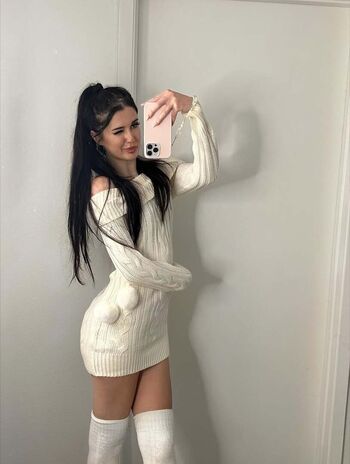 Nataliebarness Leaked Nude OnlyFans (Photo 3)