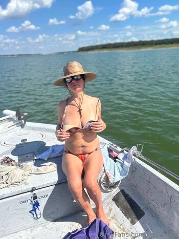nauti_finz