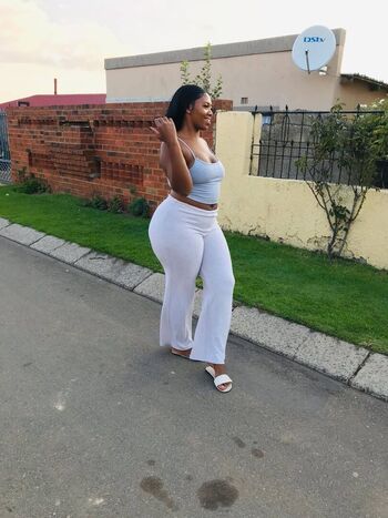 Nelly.mokgotsi Leaked Nude OnlyFans (Photo 4)