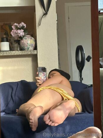 neonbara Leaked Nude OnlyFans (Photo 17)
