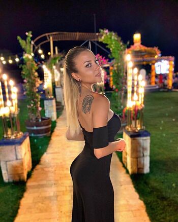 neskaranow Leaked Nude OnlyFans (Photo 20)