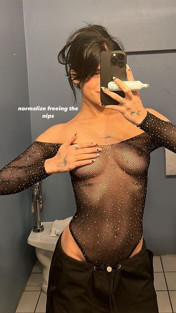 Nessa Barrett Leaked Nude OnlyFans (Photo 38)