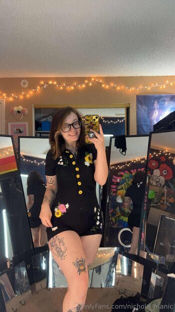 nichole_manic