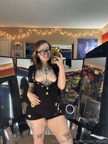 nichole_manic
