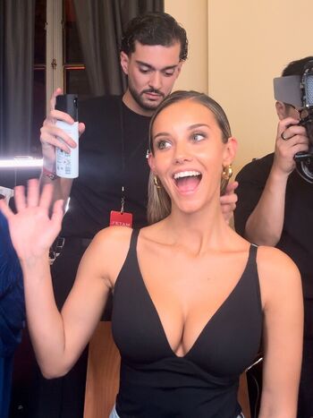 Nicola Cavanis Leaked Nude OnlyFans (Photo 1082)