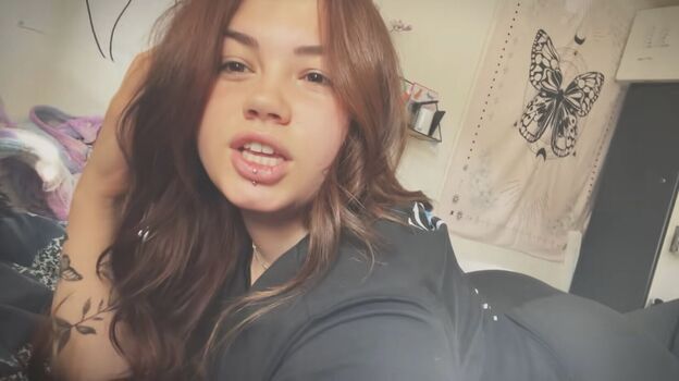Nicole Dyer