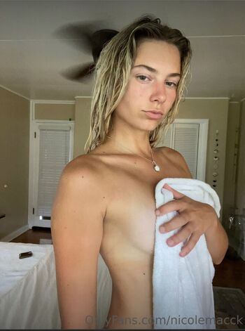 Nicole Mack Leaked Nude OnlyFans (Photo 9)