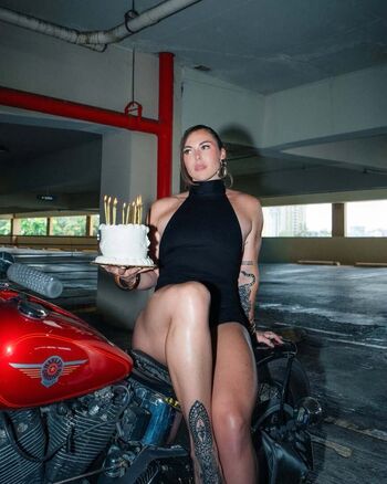 nicolecarluccii Leaked Nude OnlyFans (Photo 1)
