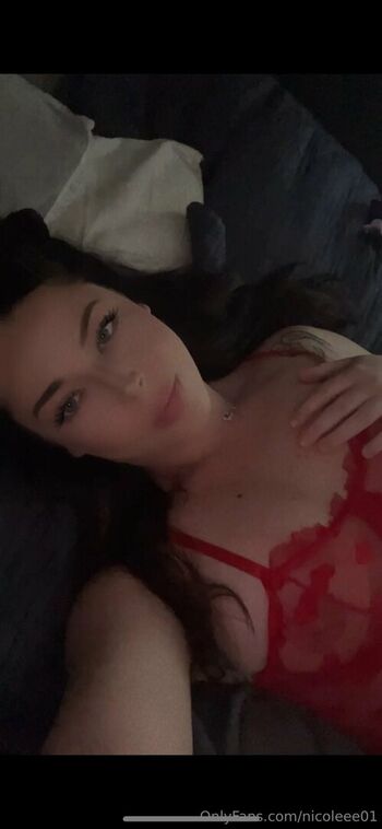 nicoleee01