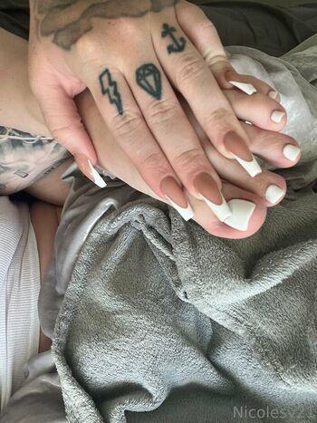 nicolesv21 Leaked Nude OnlyFans (Photo 36)