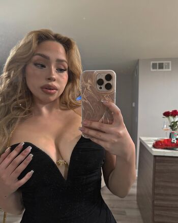 nicolledezaa Leaked Nude OnlyFans (Photo 14)