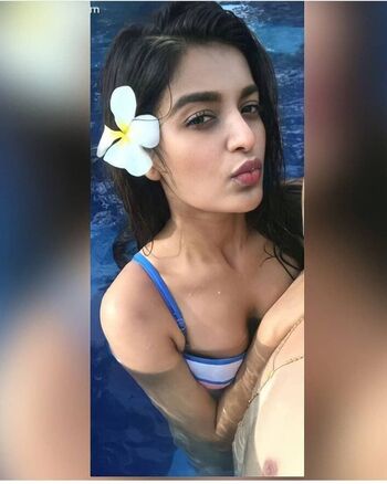 Nidhhi Agerwal Leaked Nude OnlyFans (Photo 19)