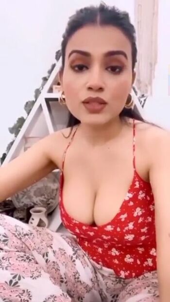 Nidhi Chaudhary Leaked Nude OnlyFans (Photo 19)