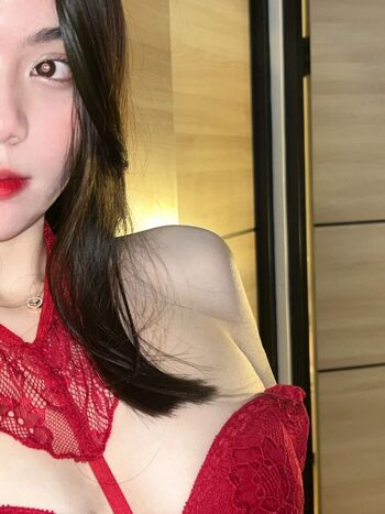 Niken Andalusi Leaked Nude OnlyFans (Photo 14)