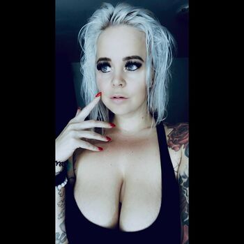 Nikki N9ne