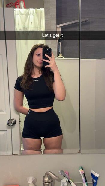 Nikki Woods